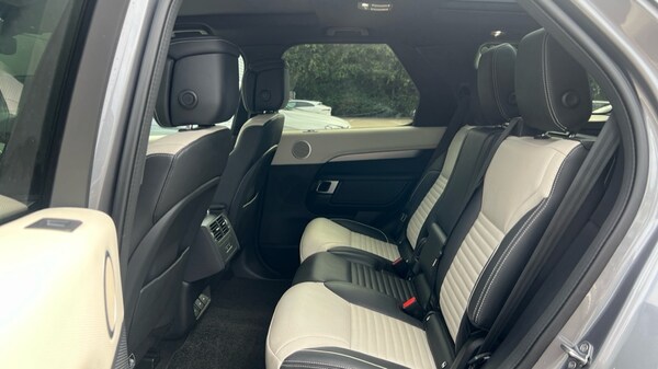 Used Land Rover Discovery 2023 for sale - 75715279: Photo 4