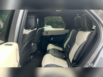 Used Land Rover Discovery 2023 for sale - 75715279: Photo