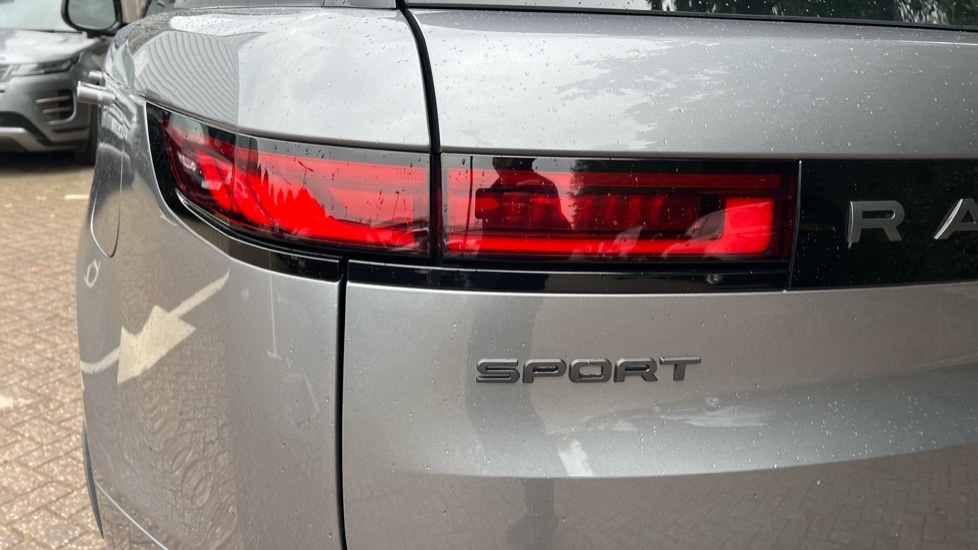 Used Land Rover Range Rover Sport 2024 for sale - 76146239: Photo 19