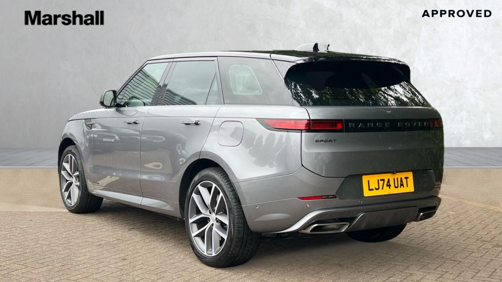 Used Land Rover Range Rover Sport 2024 for sale - 76146239: Photo 2