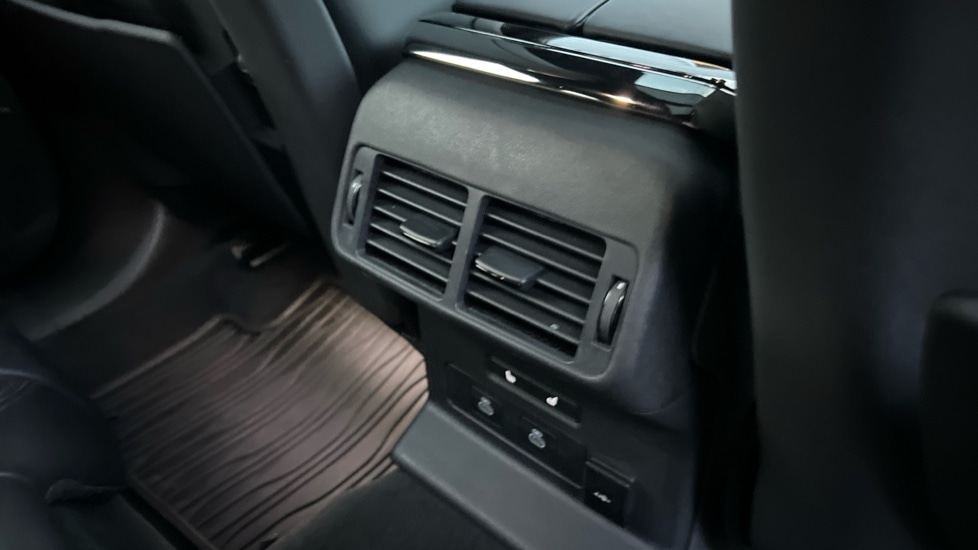 Used Land Rover Range Rover Velar 2025 for sale - 77018353: Photo 18