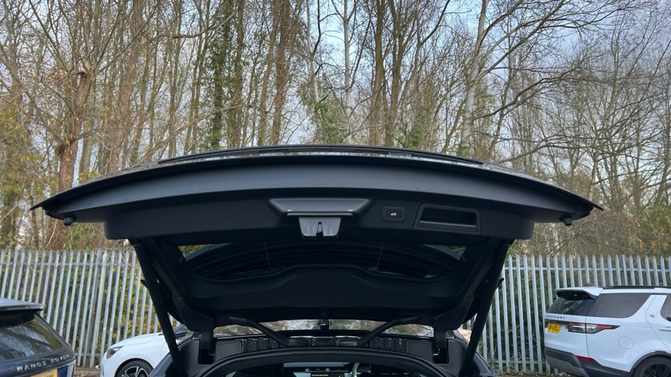 Used Land Rover Range Rover Velar 2025 for sale - 77018353: Photo 36