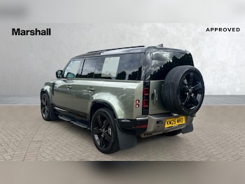 Used Land Rover Defender 2025 for sale - 76393557: Photo