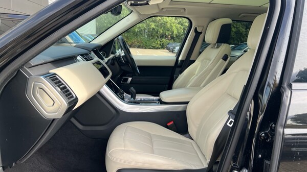Used Land Rover Range Rover Sport 2022 for sale - 76244557: Photo 3