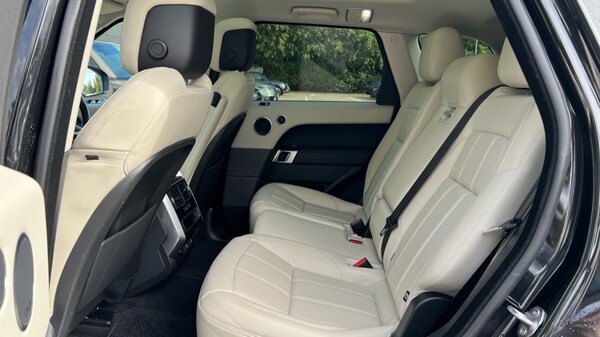 Used Land Rover Range Rover Sport 2022 for sale - 76244557: Photo 4