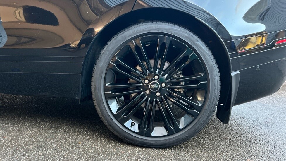 Used Land Rover Range Rover Velar 2025 for sale - 76942892: Photo 33