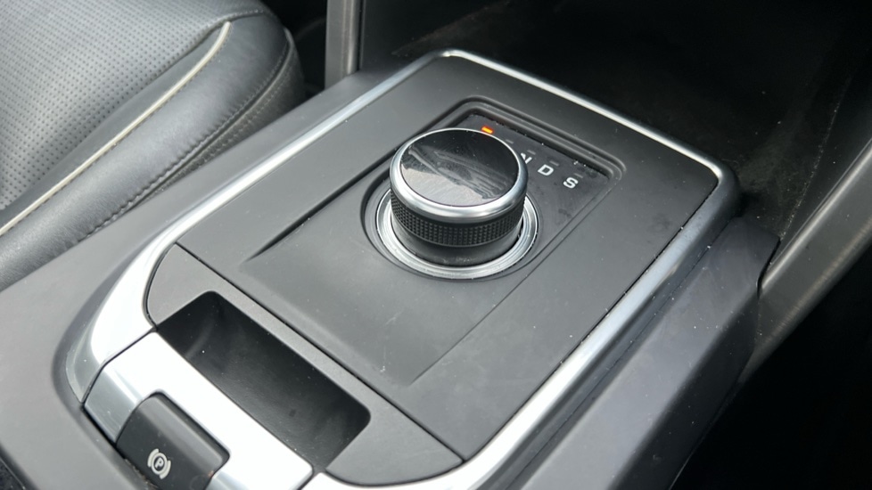 Used Land Rover Discovery Sport 2019 for sale - 76652310: Photo 13