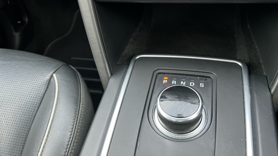 Used Land Rover Discovery Sport 2019 for sale - 76652310: Photo 14