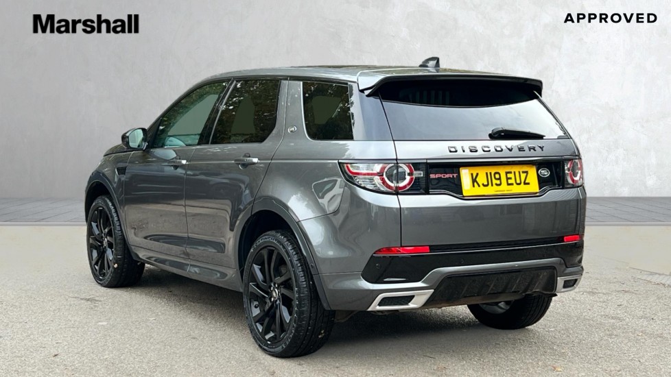 Used Land Rover Discovery Sport 2019 for sale - 76652310: Photo 2