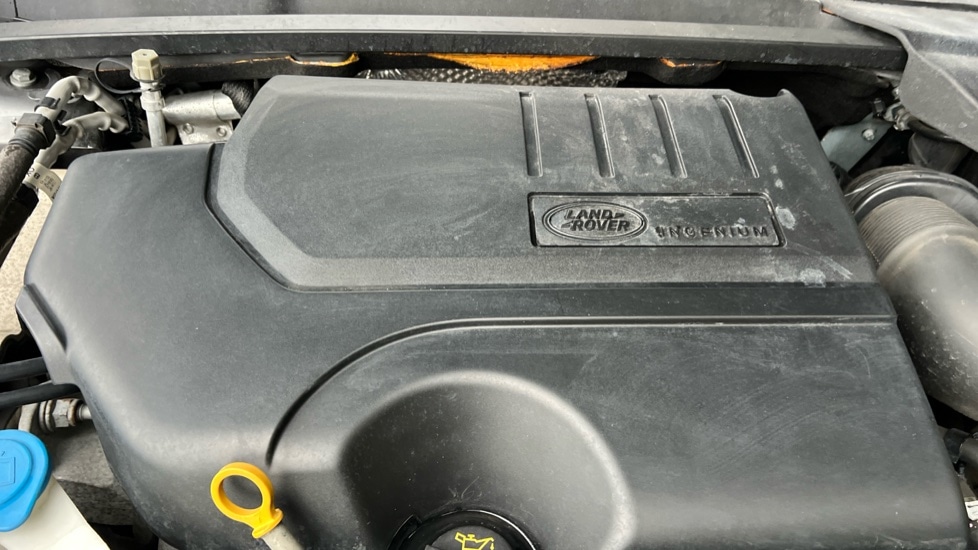 Used Land Rover Discovery Sport 2019 for sale - 76652310: Photo 30