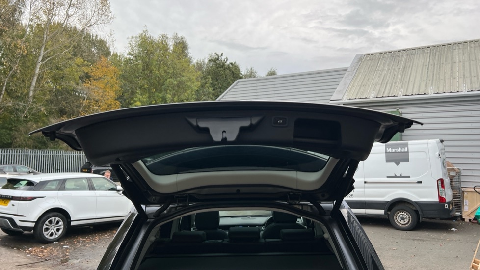 Used Land Rover Discovery Sport 2019 for sale - 76652310: Photo 36