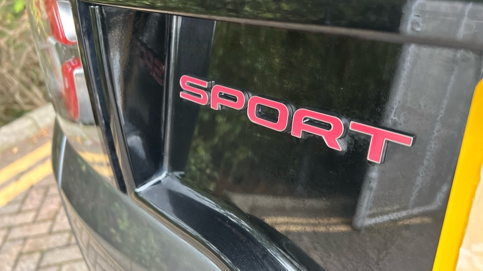 Used Land Rover Discovery Sport 2019 for sale - 76652310: Photo 40