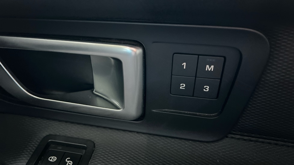 Used Land Rover Discovery Sport 2019 for sale - 76652310: Photo 47