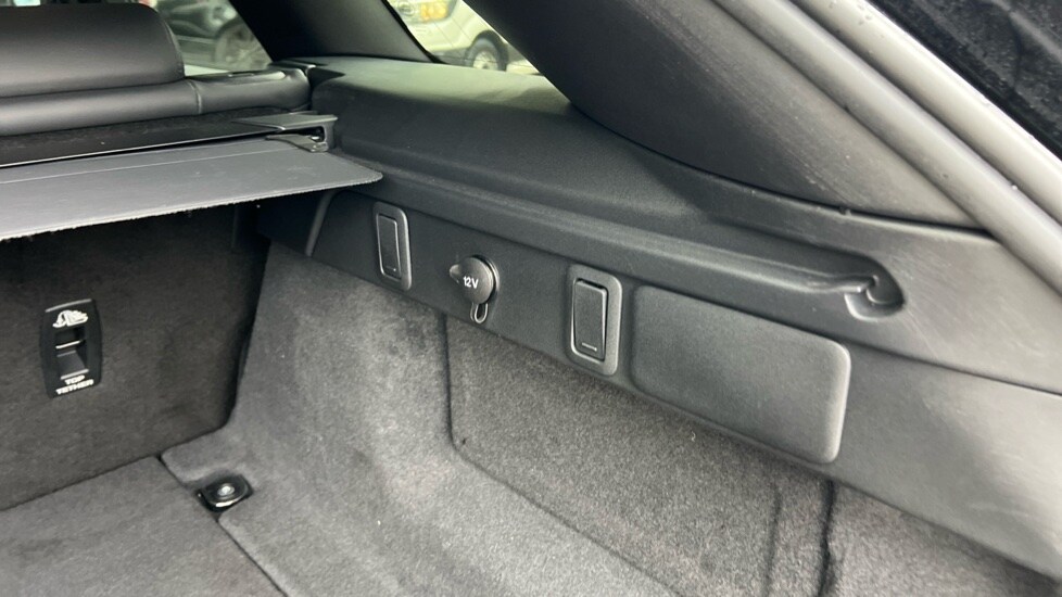 Used Land Rover Range Rover Velar 2023 for sale - 76117052: Photo 37