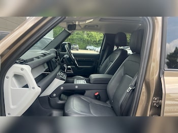 Used Land Rover Defender 2022 for sale - 75465773: Photo