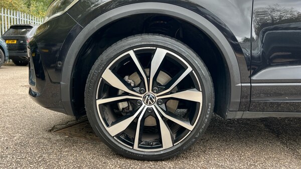 Used Volkswagen T-Roc 2024 for sale - 76168644: Photo 17