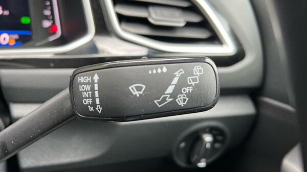 Used Volkswagen T-Roc 2024 for sale - 76168644: Photo 24