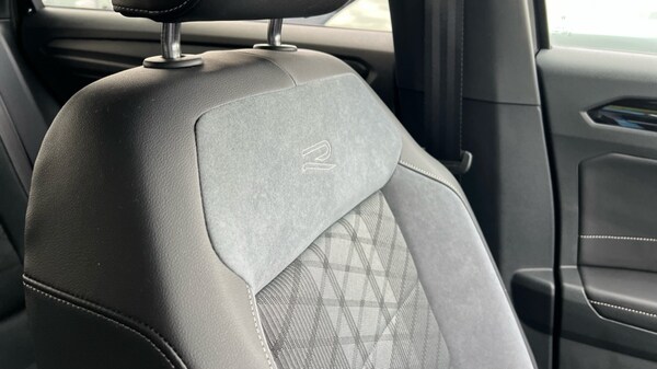 Used Volkswagen T-Roc 2024 for sale - 76168644: Photo 41