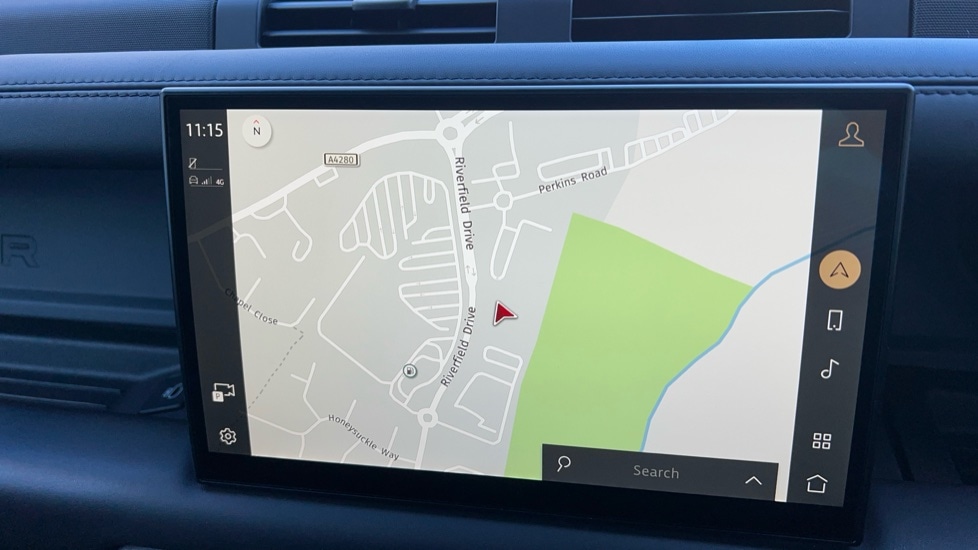 Used Land Rover Defender 2022 for sale - 76856429: Photo 11