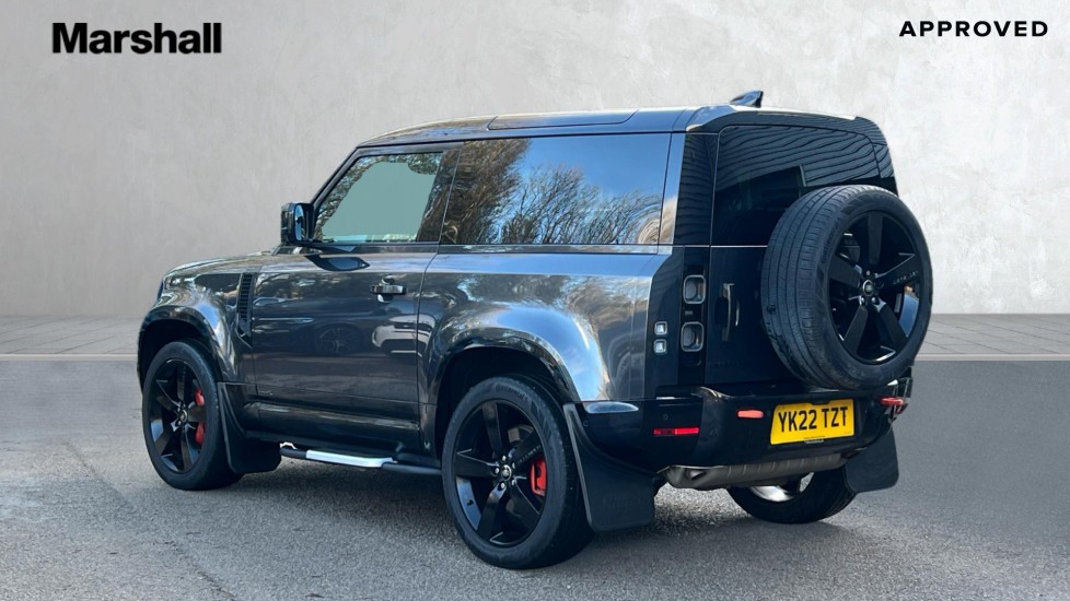 Used Land Rover Defender 2022 for sale - 76856429: Photo 2