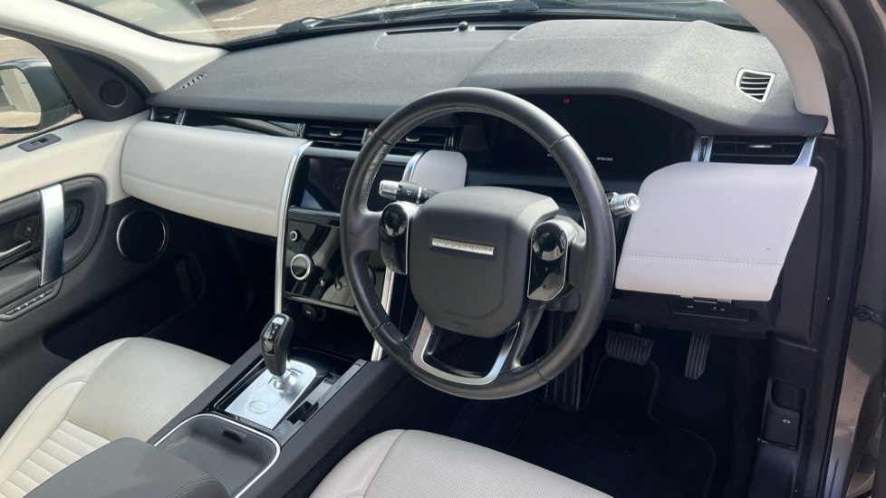Used Land Rover Discovery Sport 2019 for sale - 76146195: Photo 28