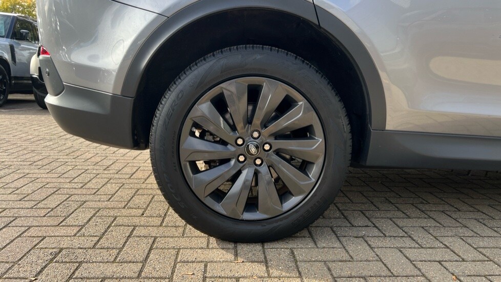 Used Land Rover Discovery Sport 2019 for sale - 76146195: Photo 32