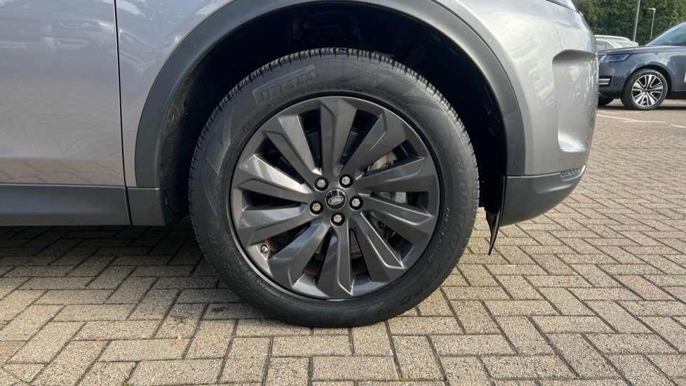 Used Land Rover Discovery Sport 2019 for sale - 76146195: Photo 8