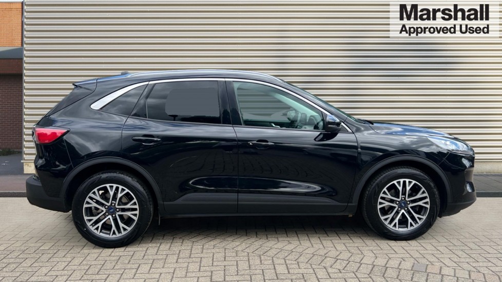 Used Ford Kuga 2022 for sale - 76458956: Photo 2