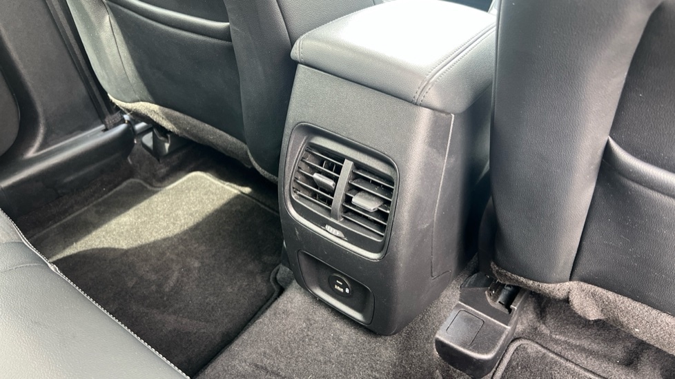 Used Ford Kuga 2022 for sale - 76458956: Photo 31