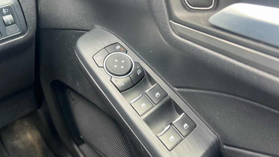 Used Ford Kuga 2022 for sale - 76458956: Photo 51