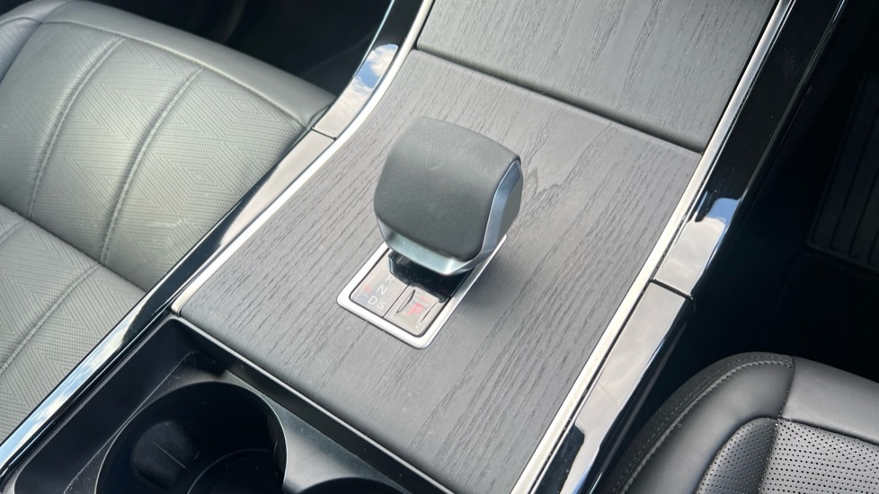 Used Land Rover Range Rover Evoque 2025 for sale - 75984840: Photo 13