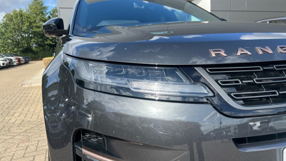 Used Land Rover Range Rover Evoque 2025 for sale - 75984840: Photo 17