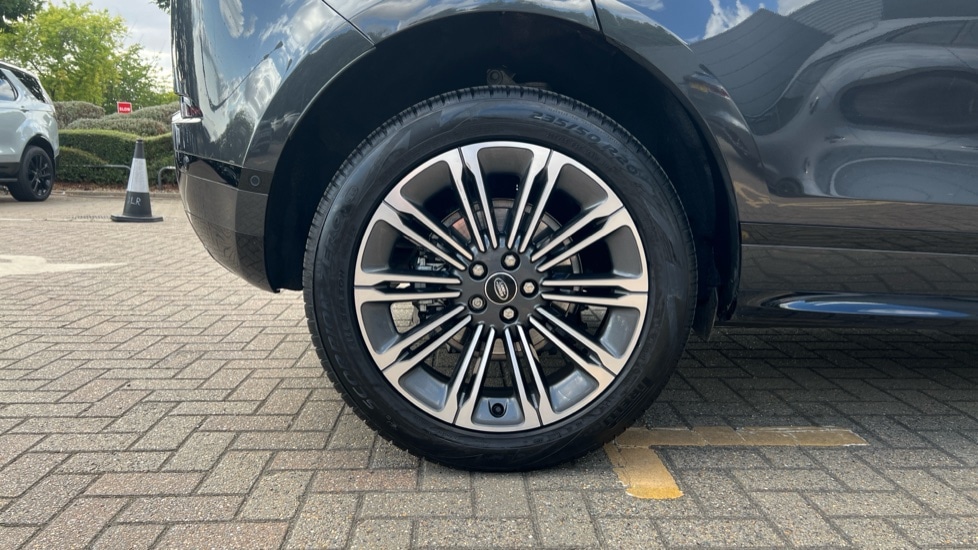 Used Land Rover Range Rover Evoque 2025 for sale - 75984840: Photo 32