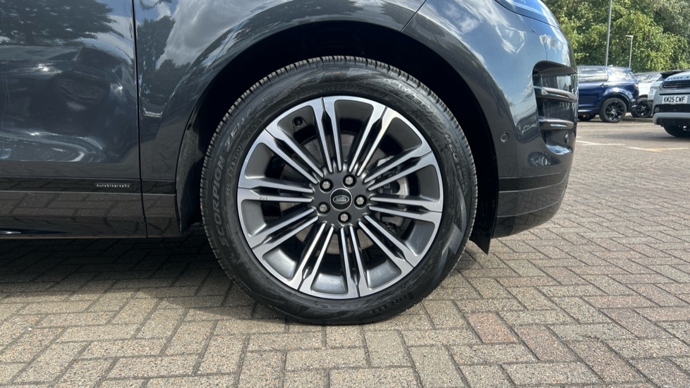 Used Land Rover Range Rover Evoque 2025 for sale - 75984840: Photo 33