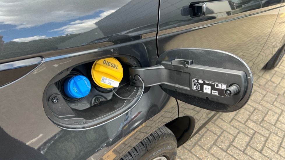 Used Land Rover Range Rover Evoque 2025 for sale - 75984840: Photo 37