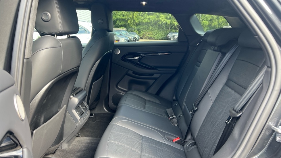 Used Land Rover Range Rover Evoque 2025 for sale - 75984840: Photo 4