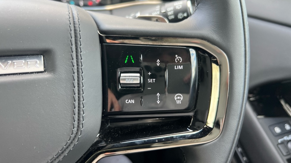 Used Land Rover Range Rover Evoque 2025 for sale - 75984840: Photo 51