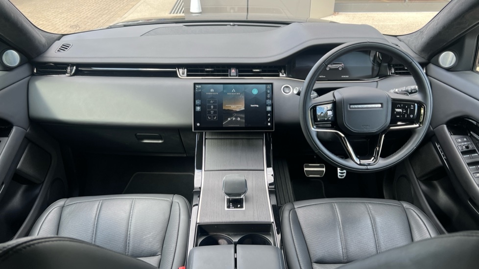 Used Land Rover Range Rover Evoque 2025 for sale - 75984840: Photo 9