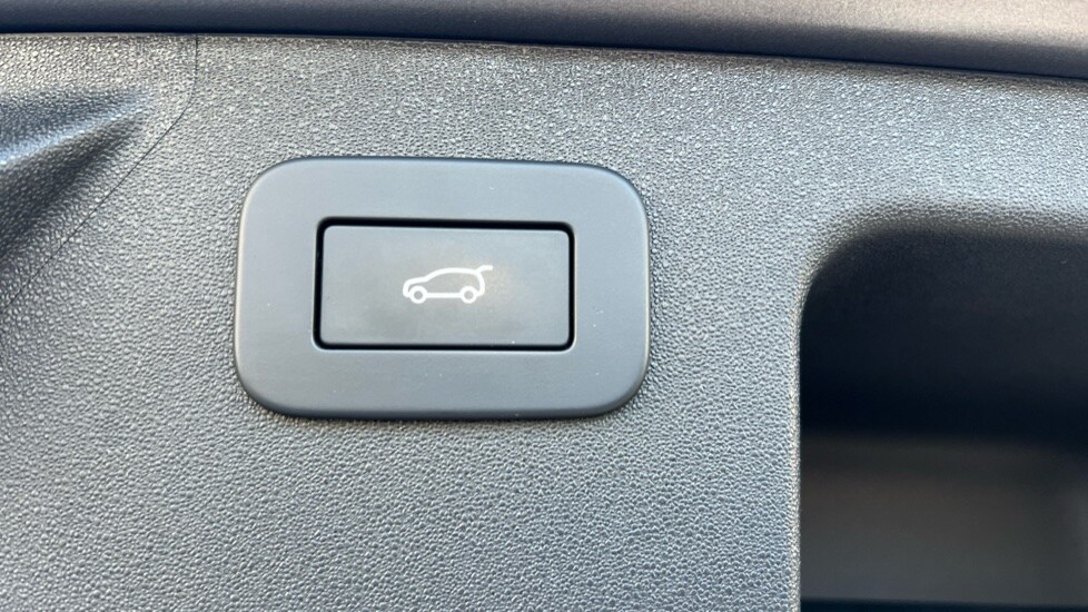 Used Land Rover Discovery Sport 2023 for sale - 77010212: Photo 38