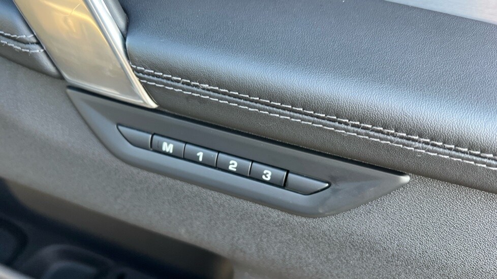 Used Land Rover Discovery Sport 2023 for sale - 77010212: Photo 40