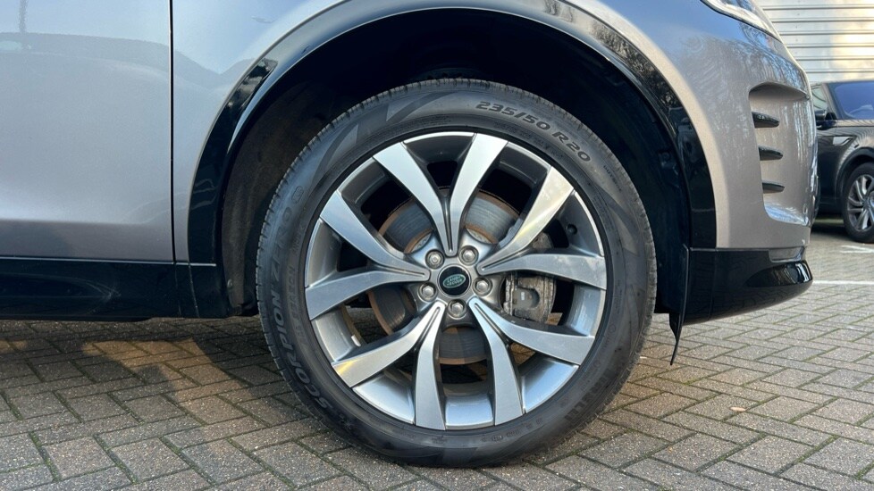 Used Land Rover Discovery Sport 2023 for sale - 77010212: Photo 8