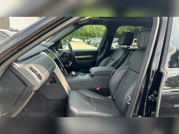 Used Land Rover Discovery 2025 for sale - 76514710: Photo