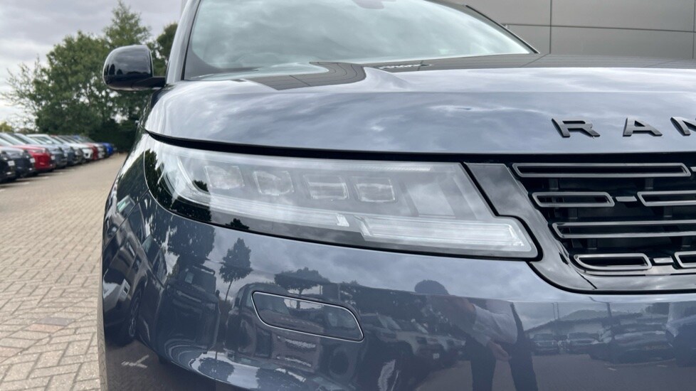 Used Land Rover Range Rover Sport 2024 for sale - 76014884: Photo 17