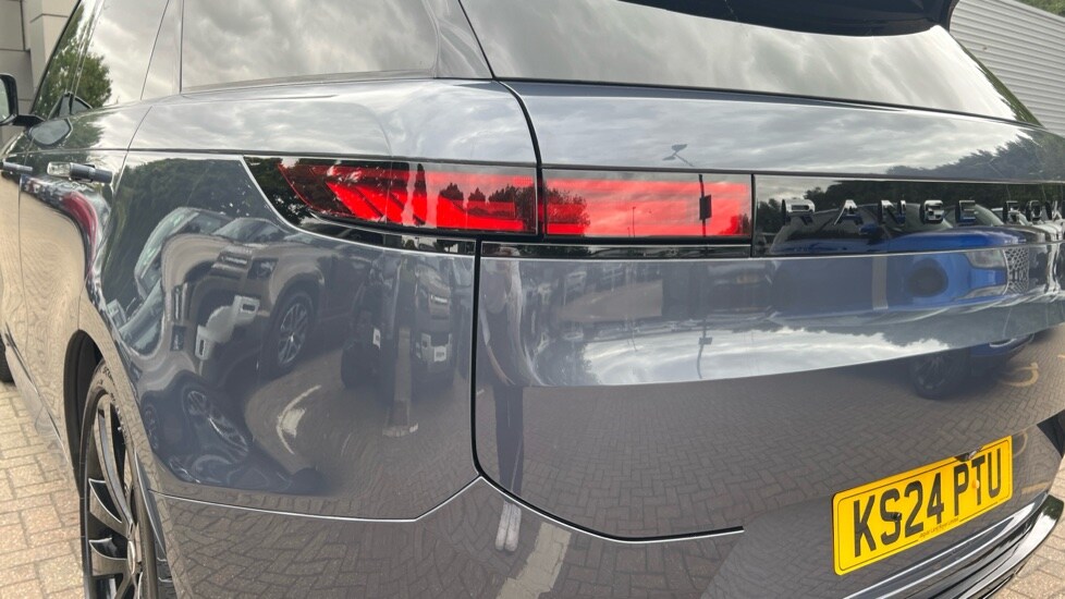 Used Land Rover Range Rover Sport 2024 for sale - 76014884: Photo 19