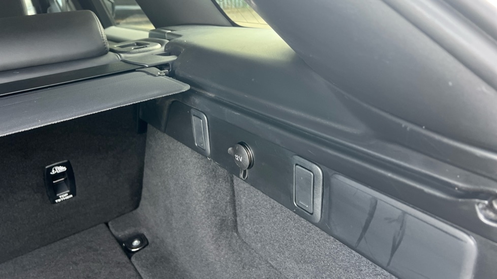 Used Land Rover Range Rover Velar 2023 for sale - 76709588: Photo 37