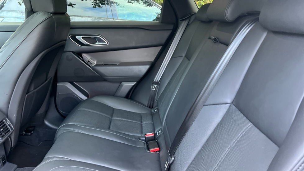 Used Land Rover Range Rover Velar 2023 for sale - 76709588: Photo 40