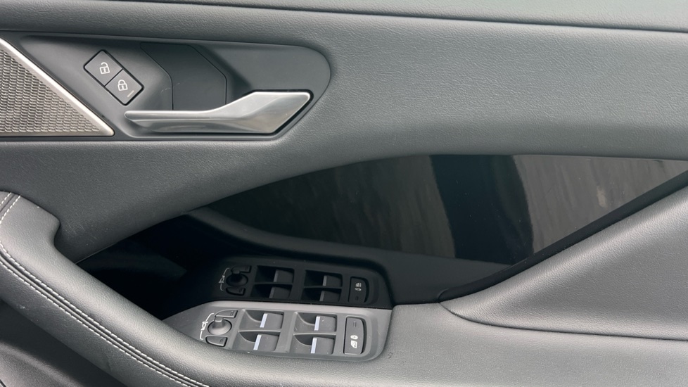 Used Jaguar I-Pace 2024 for sale - 76410574: Photo 30