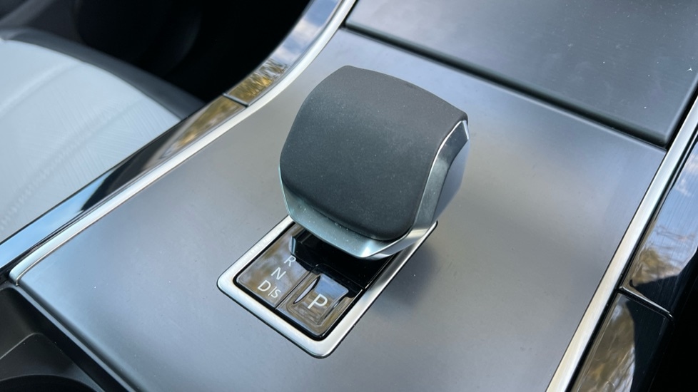 Used Land Rover Range Rover Evoque 2025 for sale - 76393742: Photo 13