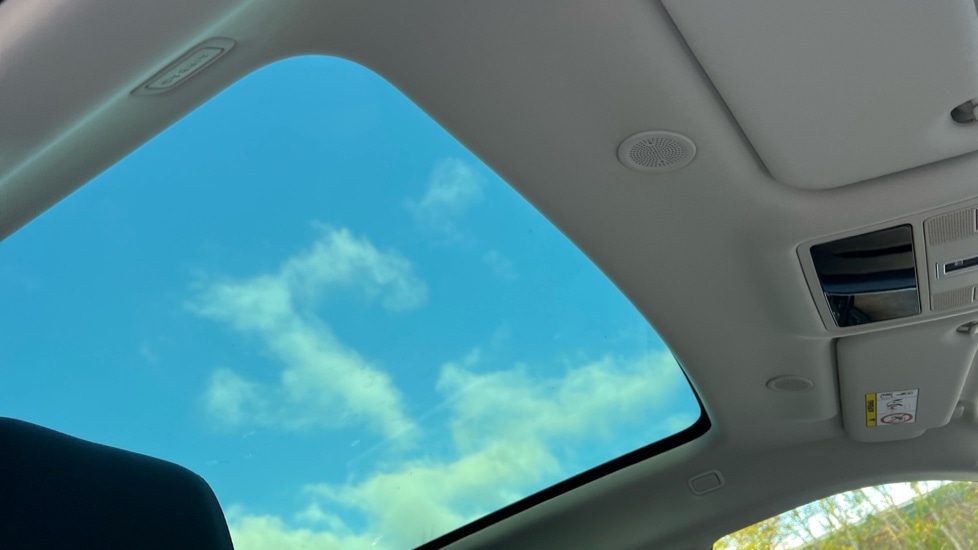 Used Land Rover Range Rover Evoque 2025 for sale - 76393742: Photo 21