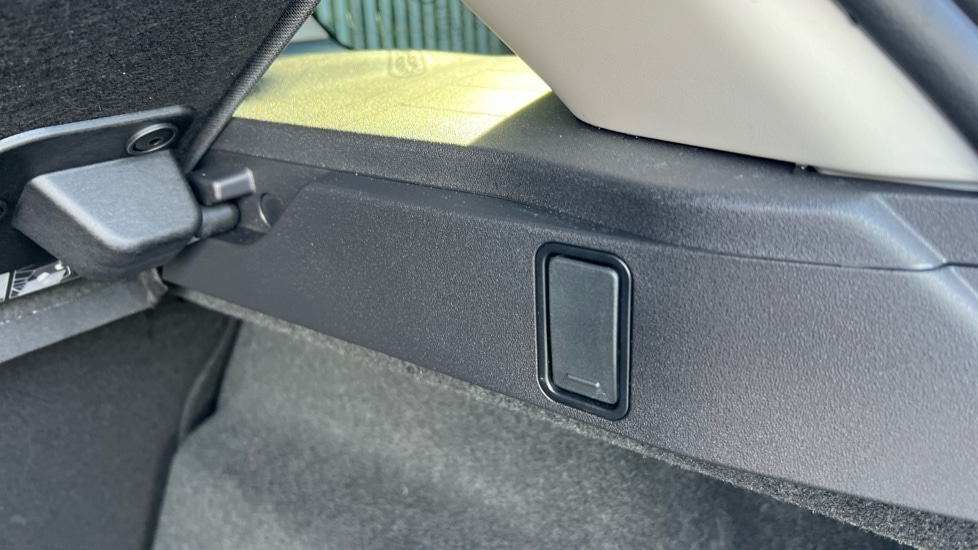 Used Land Rover Range Rover Evoque 2025 for sale - 76393742: Photo 37